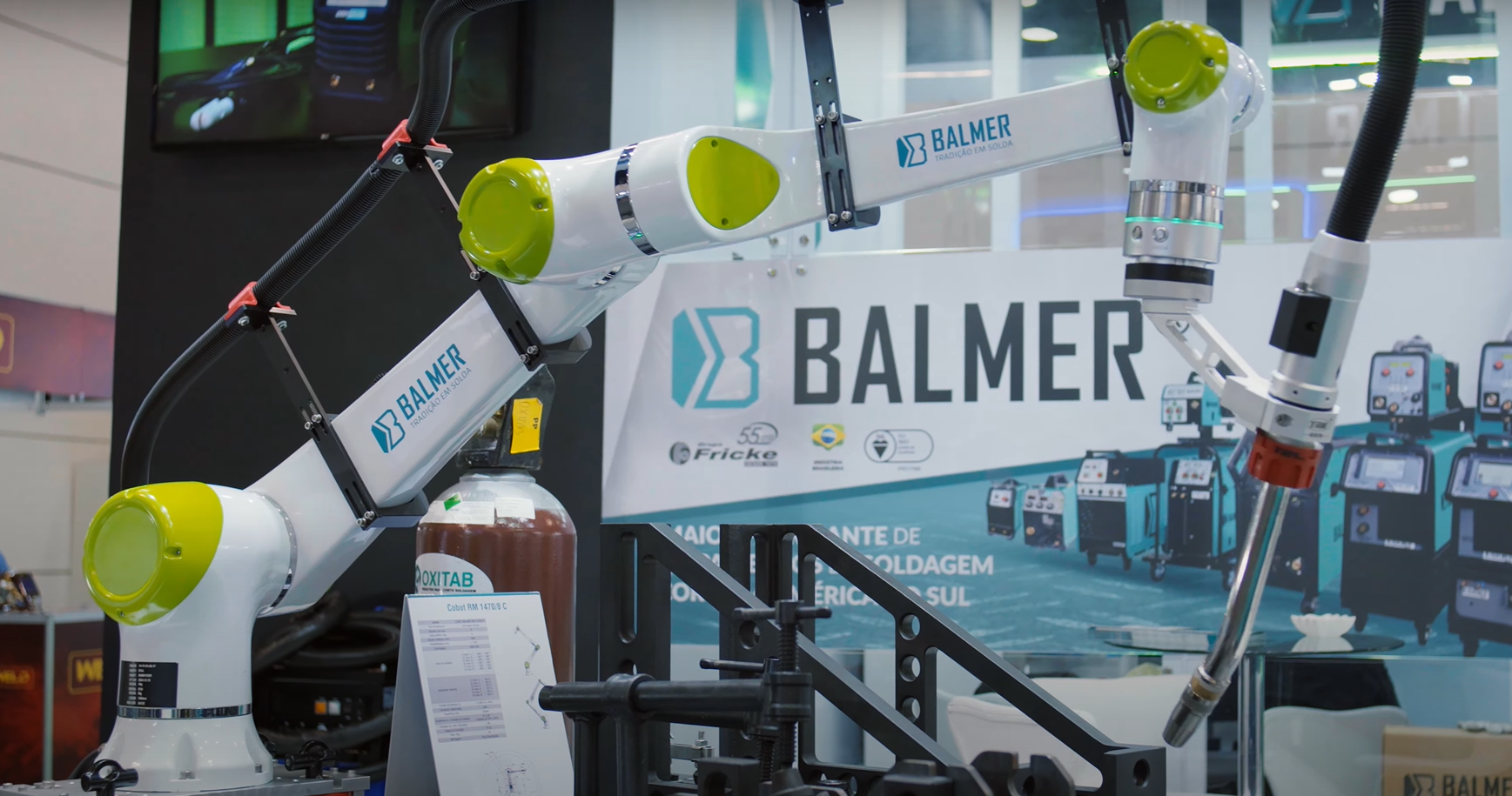 O que são e como funcionam os cobots na soldagem? O que são e como funcionam os cobots na soldagem?